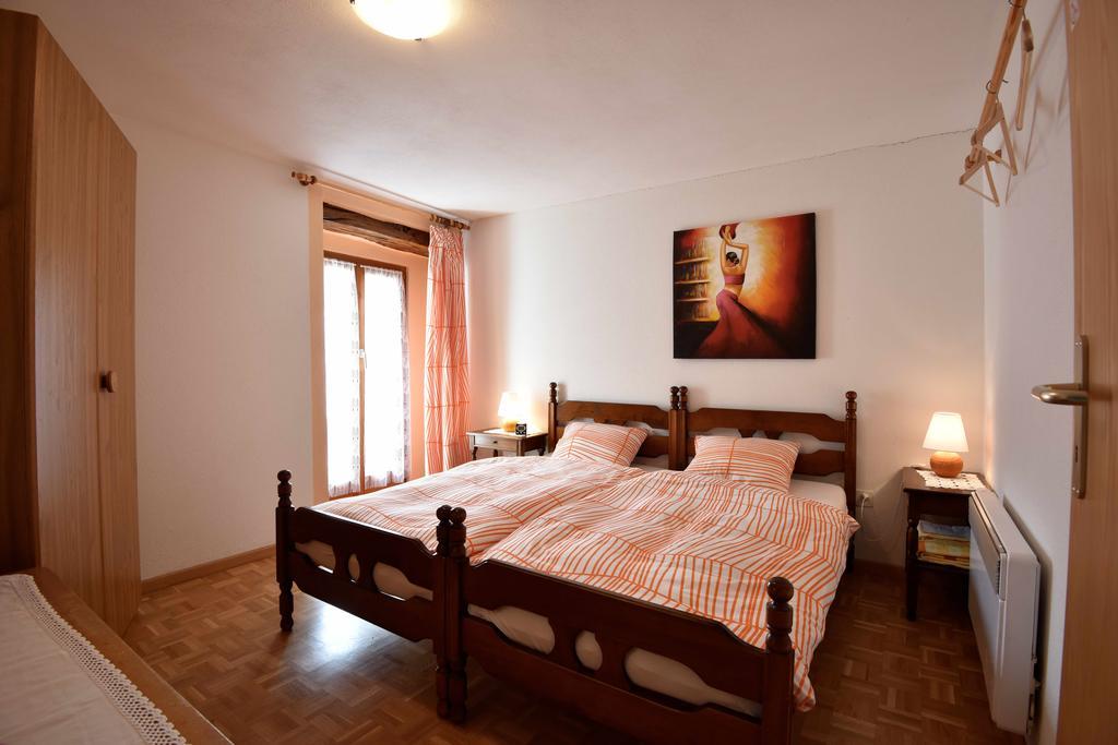 Da Erminia Bed & Breakfast Verdabbio Oda fotoğraf